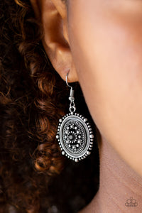 Paparazzi Picture of WEALTH - Black Earrings