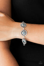 Load image into Gallery viewer, Paparazzi Funky Flower Child - Blue Bracelet
