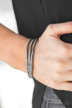 Load image into Gallery viewer, Paparazzi Its A Stretch - Black Bracelet
