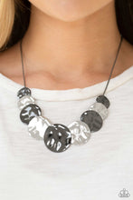 Load image into Gallery viewer, Paparazzi A Daring DISCovery - Black Necklace
