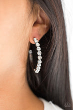 Load image into Gallery viewer, Paparazzi My Kind Of Shine - Black Earring
