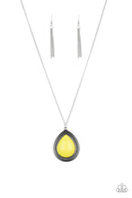 Load image into Gallery viewer, Paparazzi Chroma Courageous - Yellow Necklace

