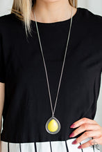 Load image into Gallery viewer, Paparazzi Chroma Courageous - Yellow Necklace

