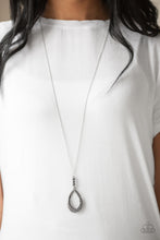 Load image into Gallery viewer, Paparazzi Red Carpet Royal - Silver Necklace
