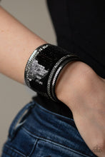 Load image into Gallery viewer, Paparazzi Heads Or MERMAID Tails - Black Bracelet
