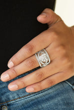 Load image into Gallery viewer, Paparazzi Sweetly Sweetheart - White Ring
