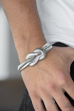 Load image into Gallery viewer, Paparazzi To The Max - Silver
