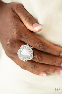 Paparazzi Lovely Luster - White Ring