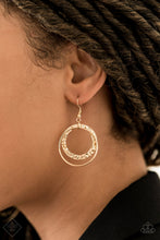 Load image into Gallery viewer, Paparazzi Metro Eclipse - Gold Necklace
