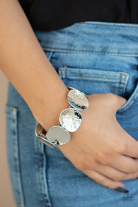 Paparazzi Treasure Cache - Silver Bracelet