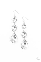 Load image into Gallery viewer, Paparazzi Metro Momentum - White Earrings
