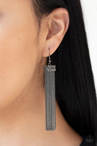 Paparazzi Twinkling Tapestry - Black Earring