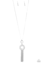 Load image into Gallery viewer, Paparazzi Sassy As They Come - White Necklace
