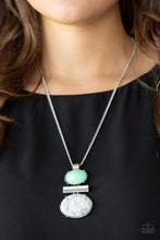 Load image into Gallery viewer, Paparazzi Finding Balance - Green Necklace
