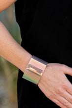 Load image into Gallery viewer, Paparazzi Holographic Aura - Multi Bracelet
