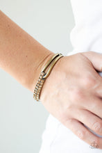 Load image into Gallery viewer, Paparazzi Freeze! - Brass Bracelet
