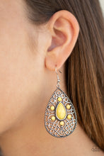 Load image into Gallery viewer, Paparazzi Modern Garden - Yellow Earring
