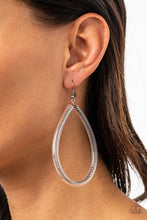Load image into Gallery viewer, Paparazzi Just ENCASE You Missed It - Black Earring
