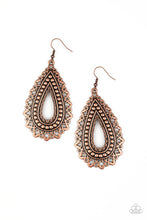Load image into Gallery viewer, Paparazzi Texture Garden - Copper Earring
