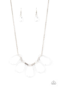 Paparazzi HEIR It Out - White Necklace