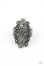 Load image into Gallery viewer, Paparazzi You&#39;re a Sunflower - Yellow Ring
