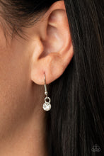 Load image into Gallery viewer, Paparazzi Trademark Twinkle - Red Necklace
