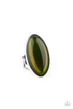 Load image into Gallery viewer, Paparazzi Mystic Moon - Green Ring
