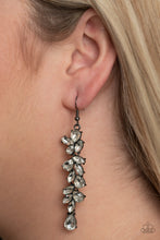 Load image into Gallery viewer, Paparazzi Unlimited Luster - Black Earring
