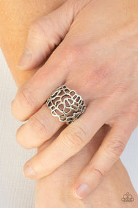 Paparazzi Get Your FRILL - Silver Ring