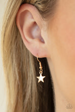 Load image into Gallery viewer, Paparazzi Stellar Stardom - Gold Necklace
