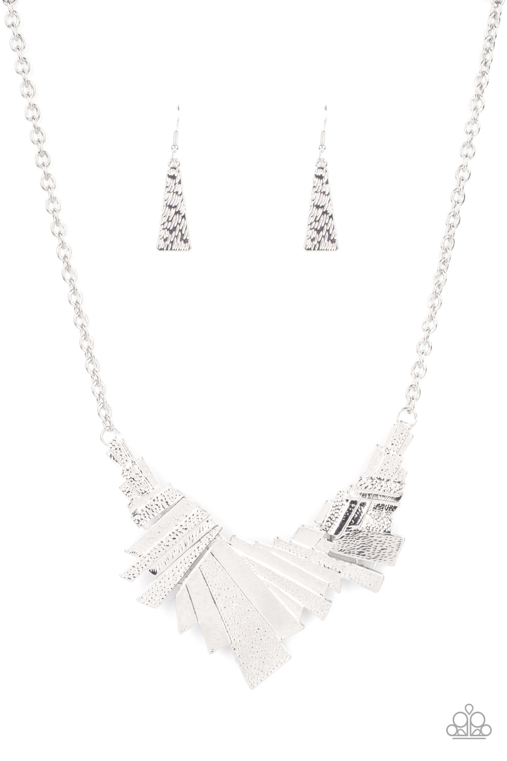 Paparazzi Happily Ever AFTERSHOCK - Silver Necklace