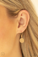 Load image into Gallery viewer, Paparazzi Reflection Detection - Gold Necklace
