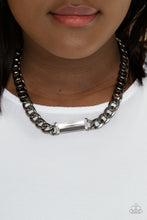 Load image into Gallery viewer, Urban Royalty - Black

