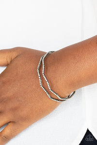 Paparazzi Delicate Dazzle - Black Bracelet