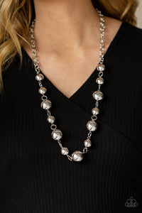 Paparazzi Commanding Composure - Silver Necklace