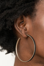 Load image into Gallery viewer, Paparazzi Fearless Flavor - Black Earring
