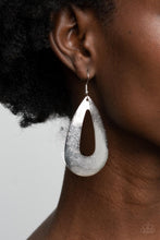 Load image into Gallery viewer, Paparazzi Hand It OVAL! - Silver Earring
