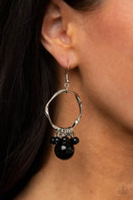 Load image into Gallery viewer, Paparazzi Delectably Diva - Black Earring
