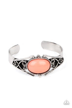 Load image into Gallery viewer, Paparazzi Springtime Trendsetter - Orange Bracelet
