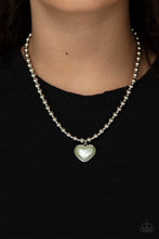 Load image into Gallery viewer, Paparazzi Heart Full of Fancy - Green
