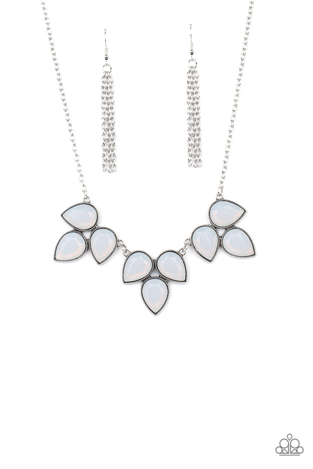 Paparazzi Prairie Fairytale - White Necklace