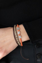 Load image into Gallery viewer, Paparazzi Raffia Remix - Orange
