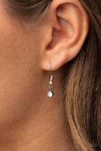 Load image into Gallery viewer, Paparazzi Ode To Mom - White Necklace
