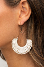 Load image into Gallery viewer, Paparazzi Threadbare Beauty - Copper Earring
