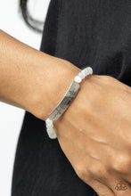 Load image into Gallery viewer, Paparazzi Family is Forever - White Bracelet
