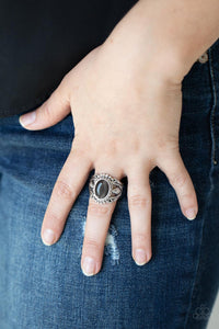 Paparazzi Jubilant Gem - Silver Ring