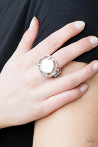 Paparazzi Encompassing Pearlescence - White Ring