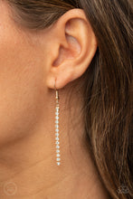 Load image into Gallery viewer, Paparazzi Starlight Radiance - Gold Necklace
