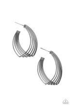 Load image into Gallery viewer, Paparazzi Industrial Illusion - Black Earring
