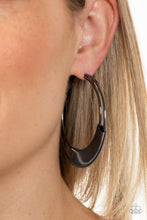 Load image into Gallery viewer, Paparazzi Artisan Attitude - Black Earring
